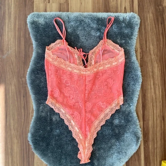 Vintage Gold Tab Victoria’s Secret Teddy - Picture 3 of 3